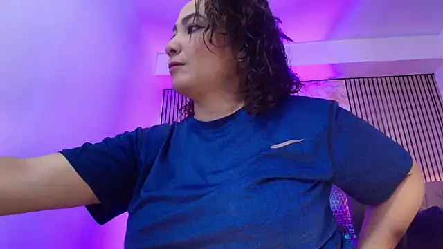 JuliRamirez online show from 04-15-26, 05:50