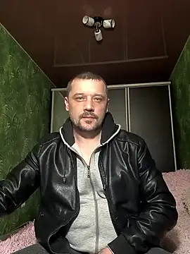 DanielOhCool online show from 03-06-25, 05:22