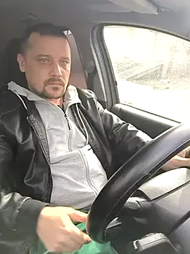 DanielOhCool online show from 03-10-25, 10:28