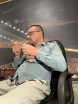 DanielOhCool online show from 02-28-25, 09:23