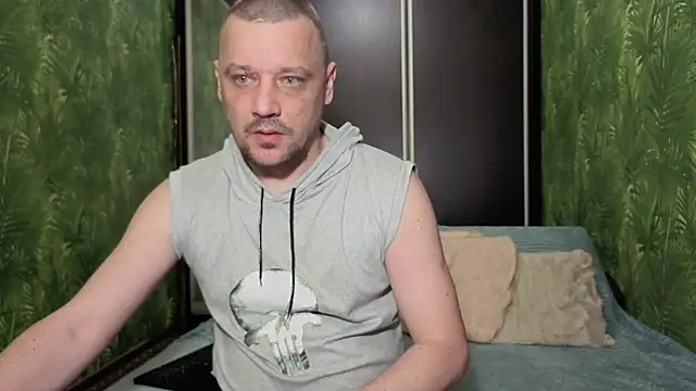 DanielOhCool online show from 05-11-26, 06:04