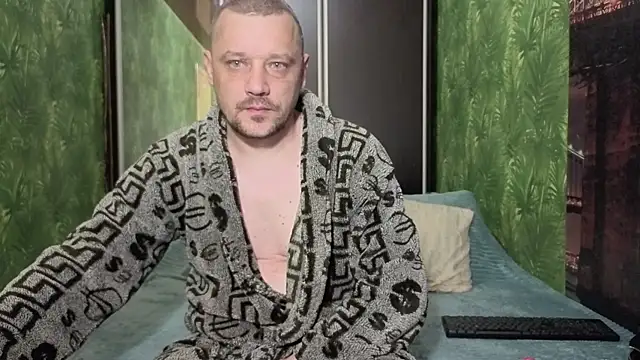 DanielOhCool online show from 05-13-26, 06:09