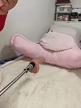 babyariane online show from 09-20-25, 11:43