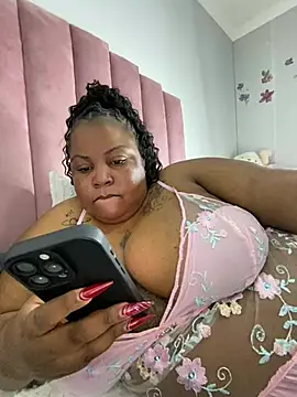 Snapshot of MissLola27 chatting on 03-21-25, 03:46 MissLola27 online show from 03-21-25, 03:46