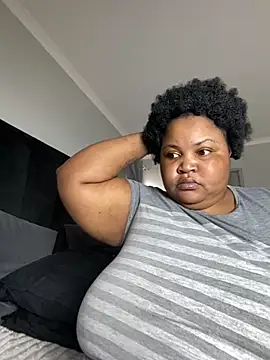 MissLola27 online show from 11-24-25, 10:37