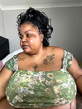 MissLola27 online show from 01-11-26, 12:01