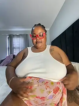 MissLola27 online show from 11-04-25, 05:55