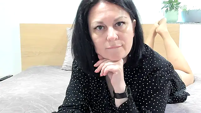 BritttanyBrix online show from 05-09-26, 10:18
