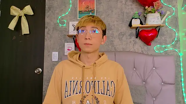 Chris Bennett online show from 03-07-26, 03:06