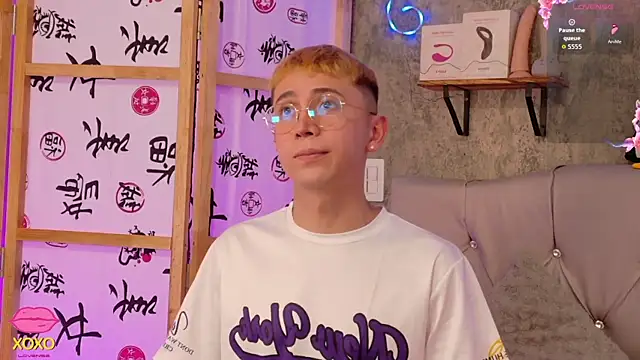 Chris Bennett online show from 11-29-25, 01:28