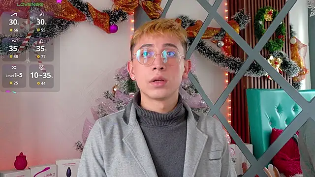 Chris Bennett online show from 12-05-25, 01:43