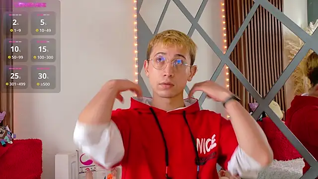 Chris Bennett online show from 11-11-25, 01:06