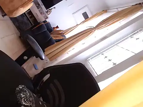 herreraisa official online show from 11-01-25, 04:45