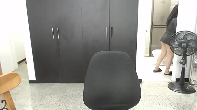 Snapshot of mijal_queen chatting on 03-14-25, 09:14 mijal queen online show from 03-14-25, 09:14