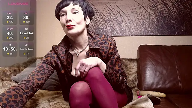 ElizabethLong online show from 01-16-26, 04:38