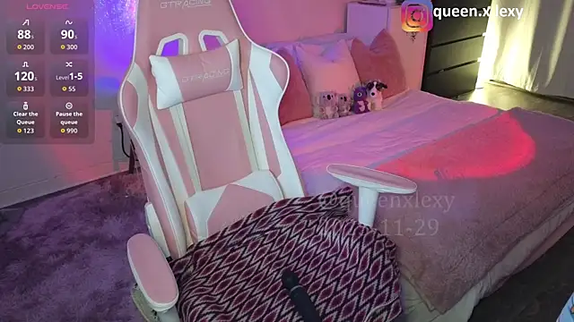 queenxlexy online show from 11-29-25, 10:54