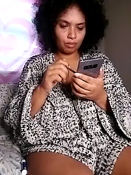 Snapshot of TasteeKitty chatting on 10-02-25, 06:55 TasteeKitty online show from 10-02-25, 06:55