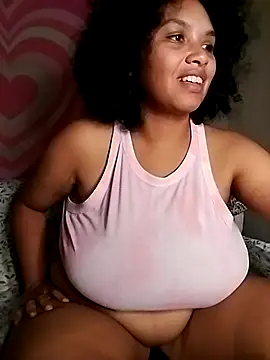 Snapshot of TasteeKitty chatting on 10-20-25, 05:53 TasteeKitty online show from 10-20-25, 05:53