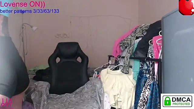 sweet cute cat online show from 10-13-25, 11:38