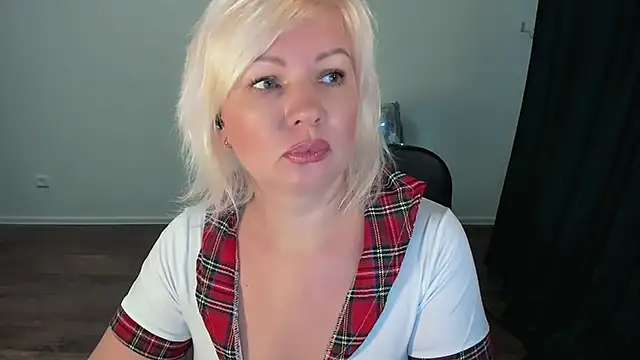 Angelaroberti3 online show from 01-16-26, 01:59