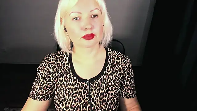 Angelaroberti3 online show from 03-28-26, 05:58