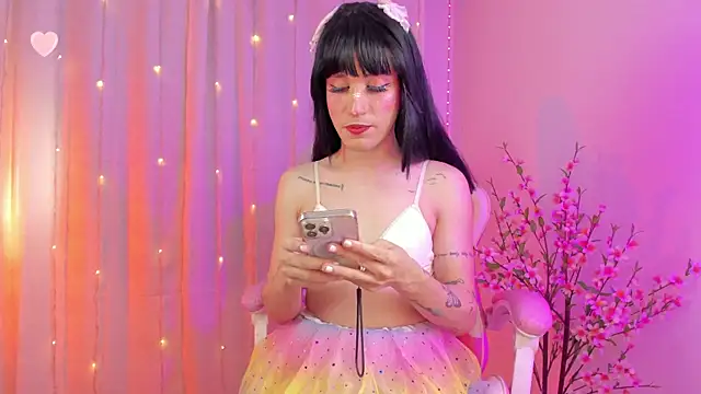 rosseblondee online show from 11-17-25, 09:19