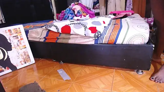 loreblackhot online show from 12-13-25, 08:04