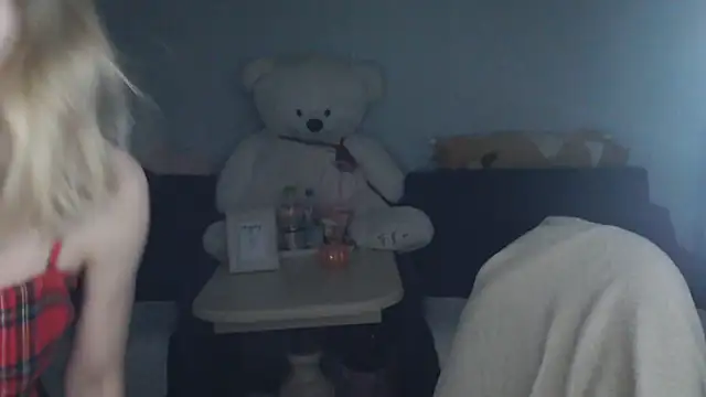 night is dark online show from 10-31-25, 06:37