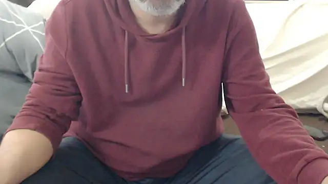Snapshot of LiONTURK chatting on 02-26-25, 02:49 LiONTURK online show from 02-26-25, 02:49