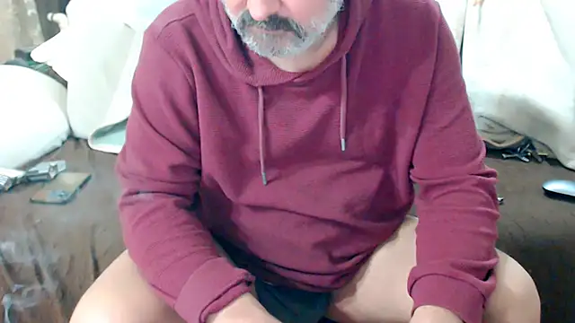 Snapshot of LiONTURK chatting on 02-21-25, 08:38 LiONTURK online show from 02-21-25, 08:38