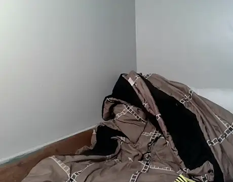 IxanSantiago95 online show from 10-31-25, 09:39