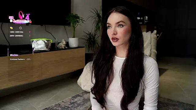 Snapshot of ibiddi chatting on 10-16-25, 12:02 ibiddi online show from 10-16-25, 12:02