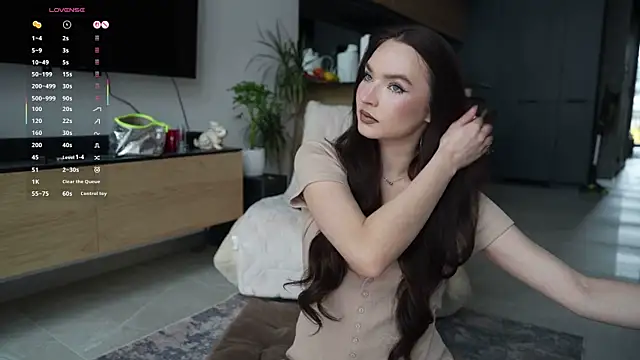 Snapshot of ibiddi chatting on 11-03-25, 09:57 ibiddi online show from 11-03-25, 09:57