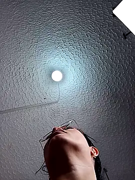 valerie lya online show from 11-27-25, 08:42