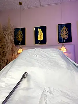 valerie lya online show from 09-19-25, 08:13