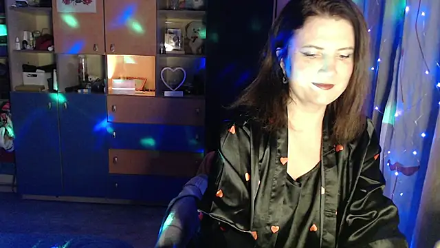 LizaCakes online show from 01-12-26, 03:52