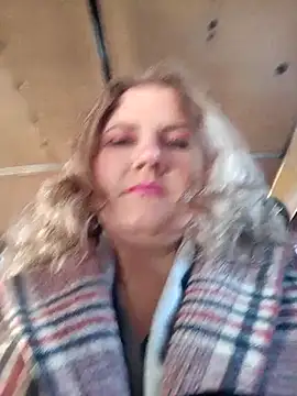 LizaCakes online show from 03-20-25, 03:04