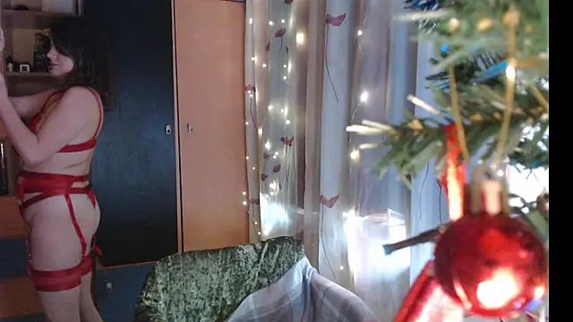 LizaCakes online show from 12-19-24, 11:18