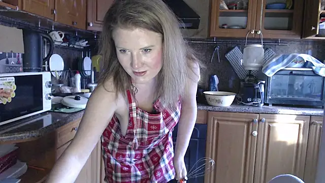 LizaCakes online show from 03-18-25, 02:17