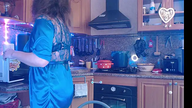 LizaCakes online show from 12-11-24, 09:30