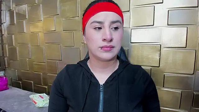 Snapshot of Nara_belen chatting on 05-06-26, 02:15 Nara belen online show from 05-06-26, 02:15