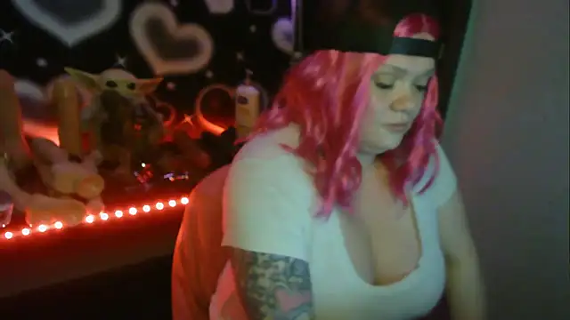 HoneyChambers online show from 05-20-26, 10:29