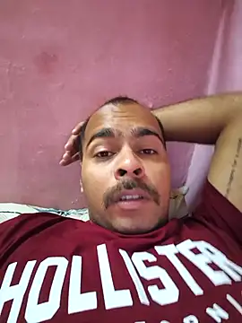 Snapshot of Vickyrajput009 chatting on 09-14-25, 11:32 Vickyrajput009 online show from 09-14-25, 11:32