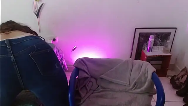 keyklin1 online show from 02-21-26, 01:13