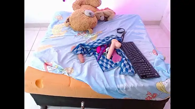 keyklin1 online show from 01-09-26, 12:45