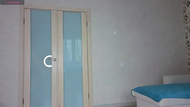 sweeetgirls2021 online show from 09-15-25, 02:34