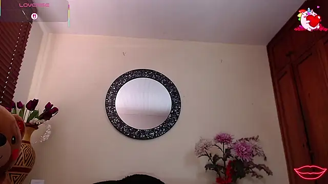 NicoleSantana online show from 05-23-26, 05:12