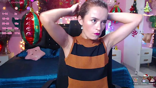 NicoleSantana online show from 12-19-25, 11:40