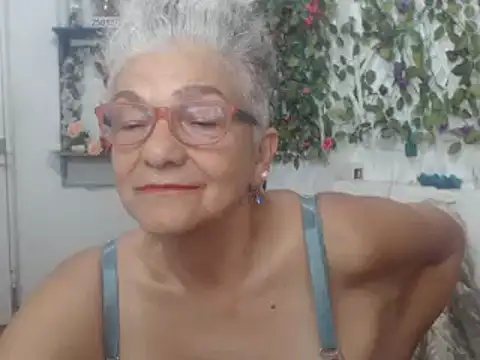 Snapshot of FunnyGrandma chatting on 02-08-25, 05:51 FunnyGrandma online show from 02-08-25, 05:51
