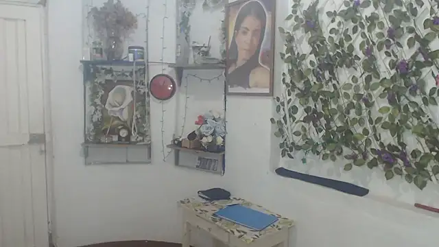 FunnyGrandma online show from 02-08-26, 11:13